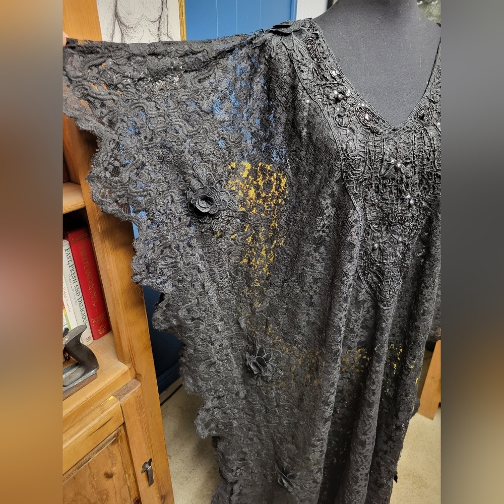 Beatnik Philosophy Lace & Bead Kaftan - Picture 7 of 11